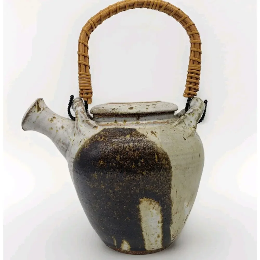 VTG Drip Glazed‎ Stoneware Teapot Artist Signed. Elephant Trunk Down -Prosperity